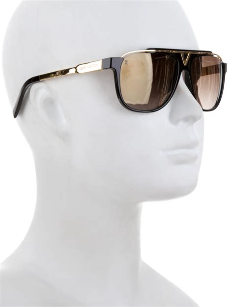 louis vuitton mascot|louis vuitton mascot sunglasses.